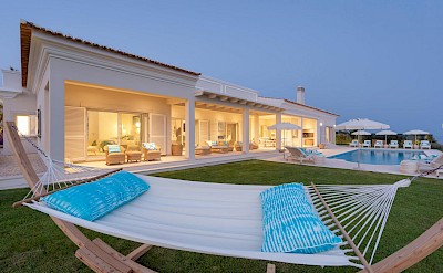 Villa Hibiscus Lounge Sunset