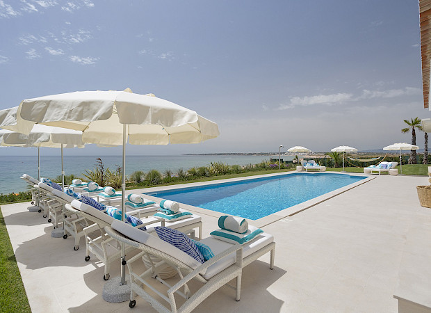 Villa Hibiscus Lounge 1