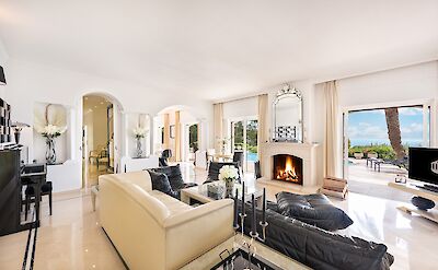 Villa Monaco Livingroom